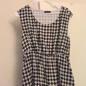Black and white dress with pockets! NWOT